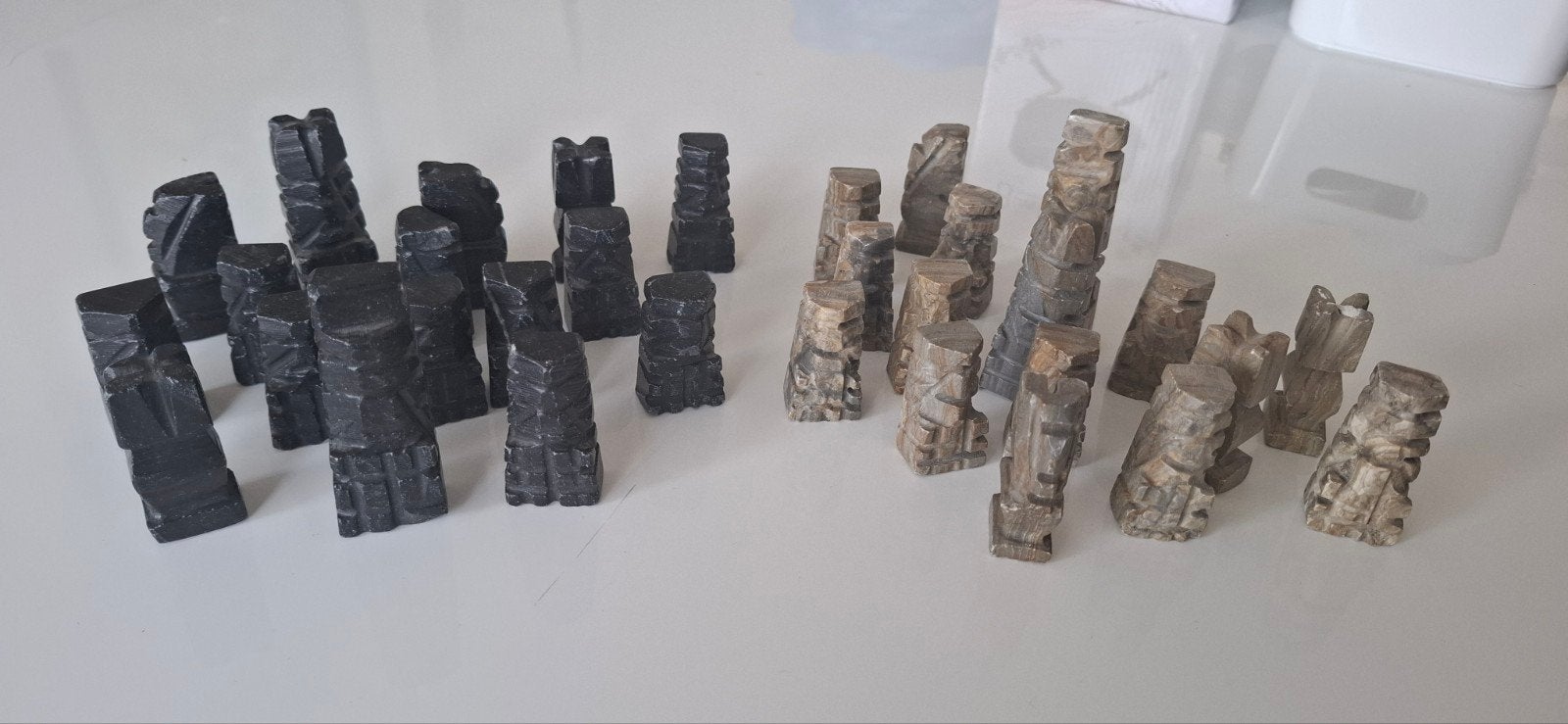 Handgesneden stenen schaakstukken (compleet set, 32 stuks), Ophalen of Verzenden