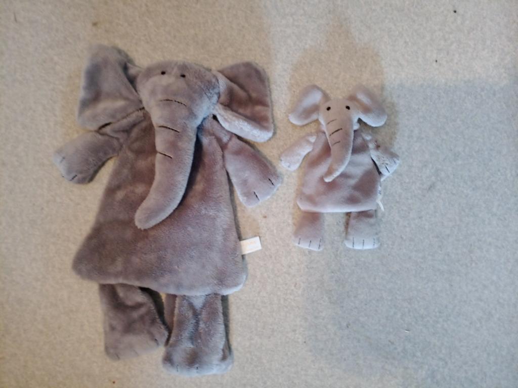 2 difrax Knuffeldoek olifanten, Overige karakters, Grijs, Ophalen of Verzenden, Zo goed als nieuw