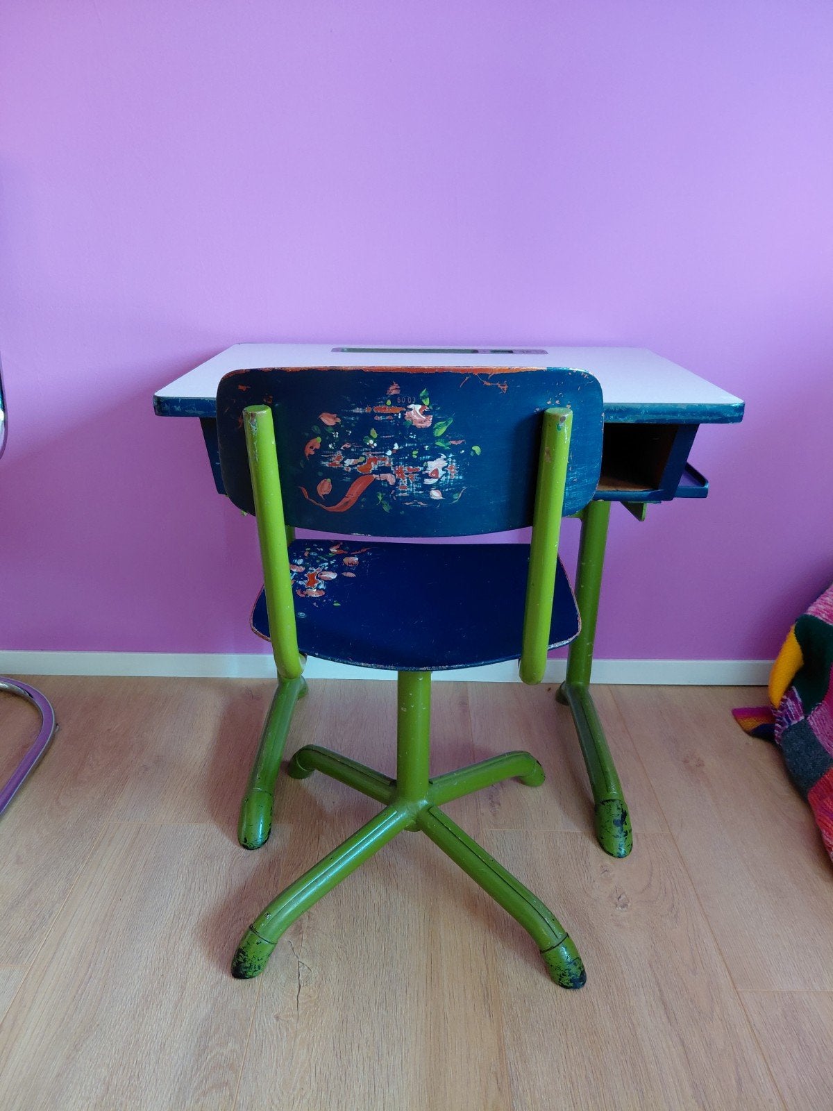 vintage kinderbureau, Kinderen en Baby's, Ophalen, Gebruikt, Tafel(s) en Stoel(en)