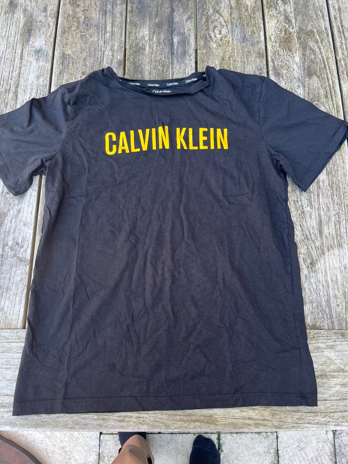 Calvin Klein T-shirt - Amper gedragen, Ophalen of Verzenden, Zo goed als nieuw, Jongen, Shirt of Longsleeve