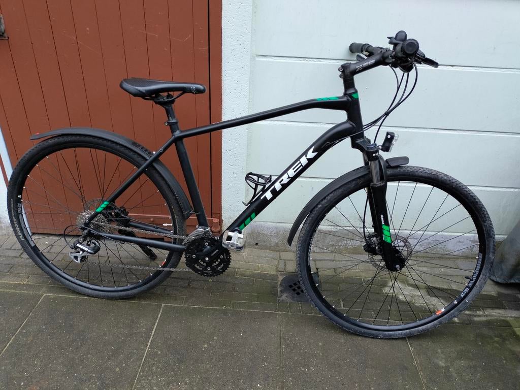 TREK Dual Sport 2 Hybride/Sport/Toerfiets, 28 inch, Vering, Zo goed als nieuw, Meer dan 20 versnellingen