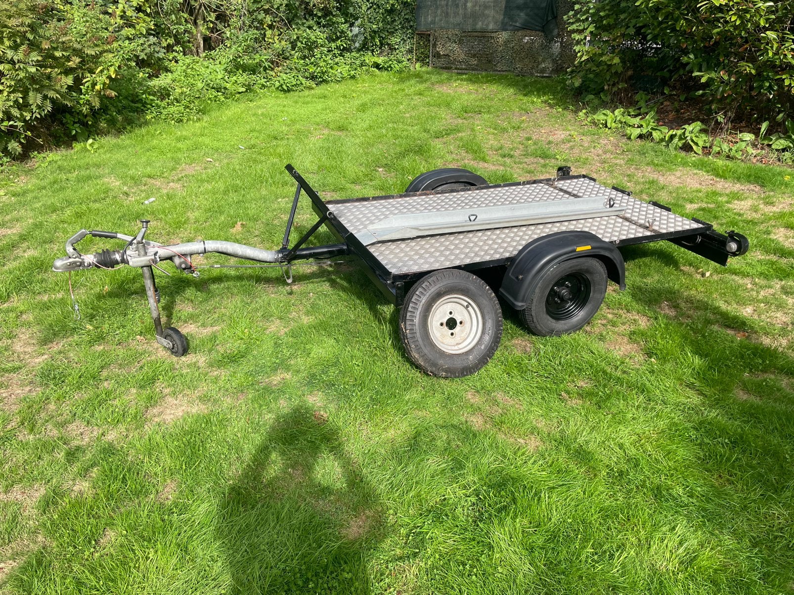Motoraanhanger, Ophalen, Zo goed als nieuw