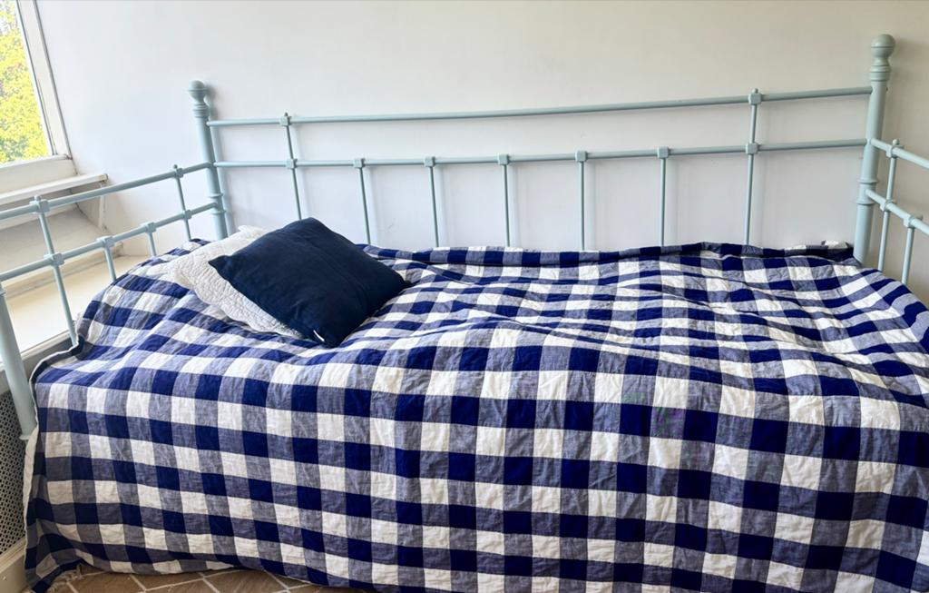 Lichtblauw eenpersoons spijlenbed met lattenbodem, Gebruikt, 90 cm, Eenpersoons, Blauw