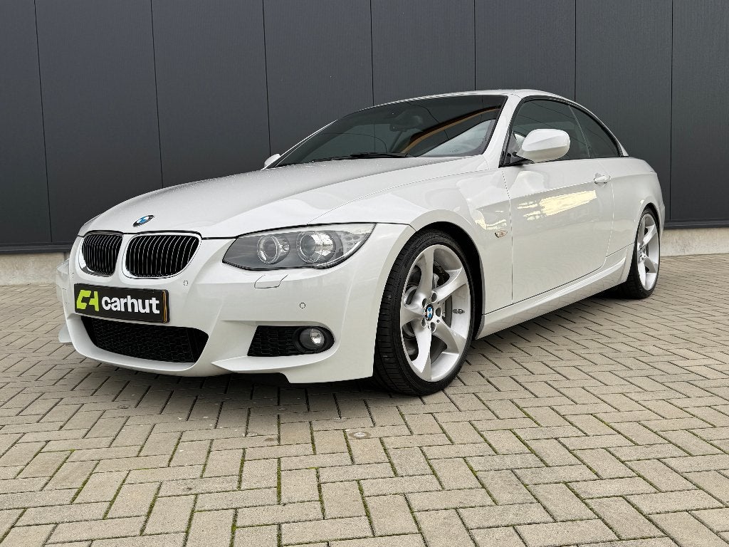 335i LCI Cabrio DCT bak|M pakket|NL auto|Harmann Kardon|VOLL, Auto's, Automaat, Achterwielaandrijving, Zwart, Cabriolet