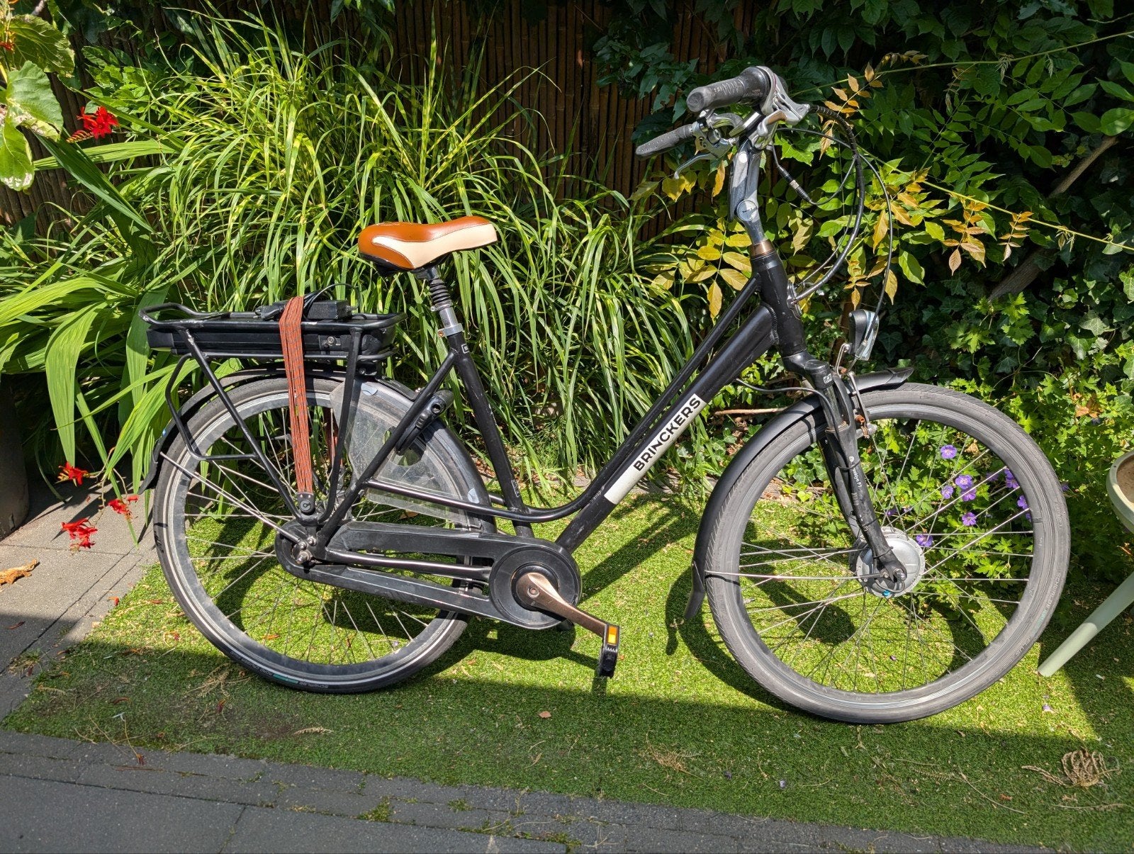 Brinckers elektrische fiets met 2 sleutels voor slot en accu, Fietsen en Brommers, Ophalen, Gebruikt, Brinckers, 51 tot 55 cm