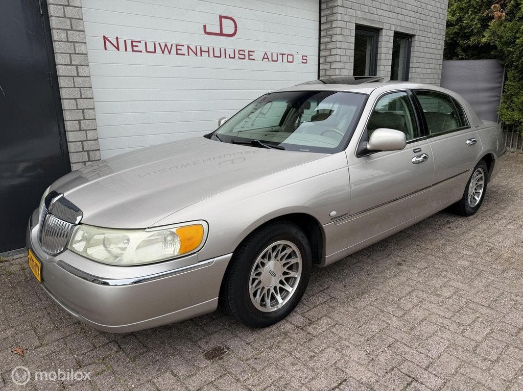 Lincoln Town Car 4.6 Signature, clean title/carfax!, Automaat, Achterwielaandrijving, Gebruikt, Town Car