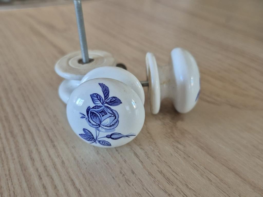 16x Deurknoppen Keuken - Wit met Blauw Bloemmotief, Ophalen of Verzenden