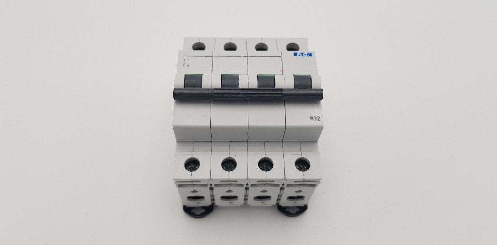 Eaton groepenkast krachtstroom Automaat B32 400V (1x), Gebruikt, Onbekend, Ophalen of Verzenden, Eaton