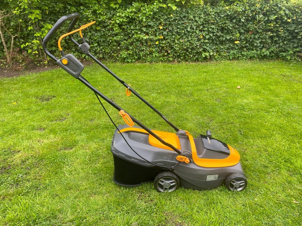 Stiga accu grasmaaier., Tuin en Terras, Grasmaaiers, Ophalen, Zo goed als nieuw, Accu-grasmaaier, Opvangbak