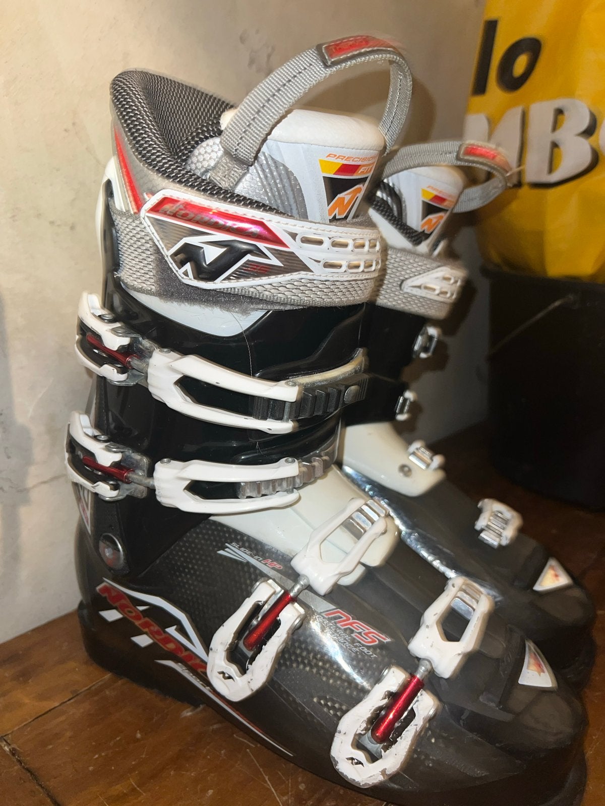 Nordica Precision Fit skischoenen - Maat 270-275 (315mm), Sport en Fitness, Skiën en Langlaufen, Gebruikt, Schoenen, Ophalen of Verzenden