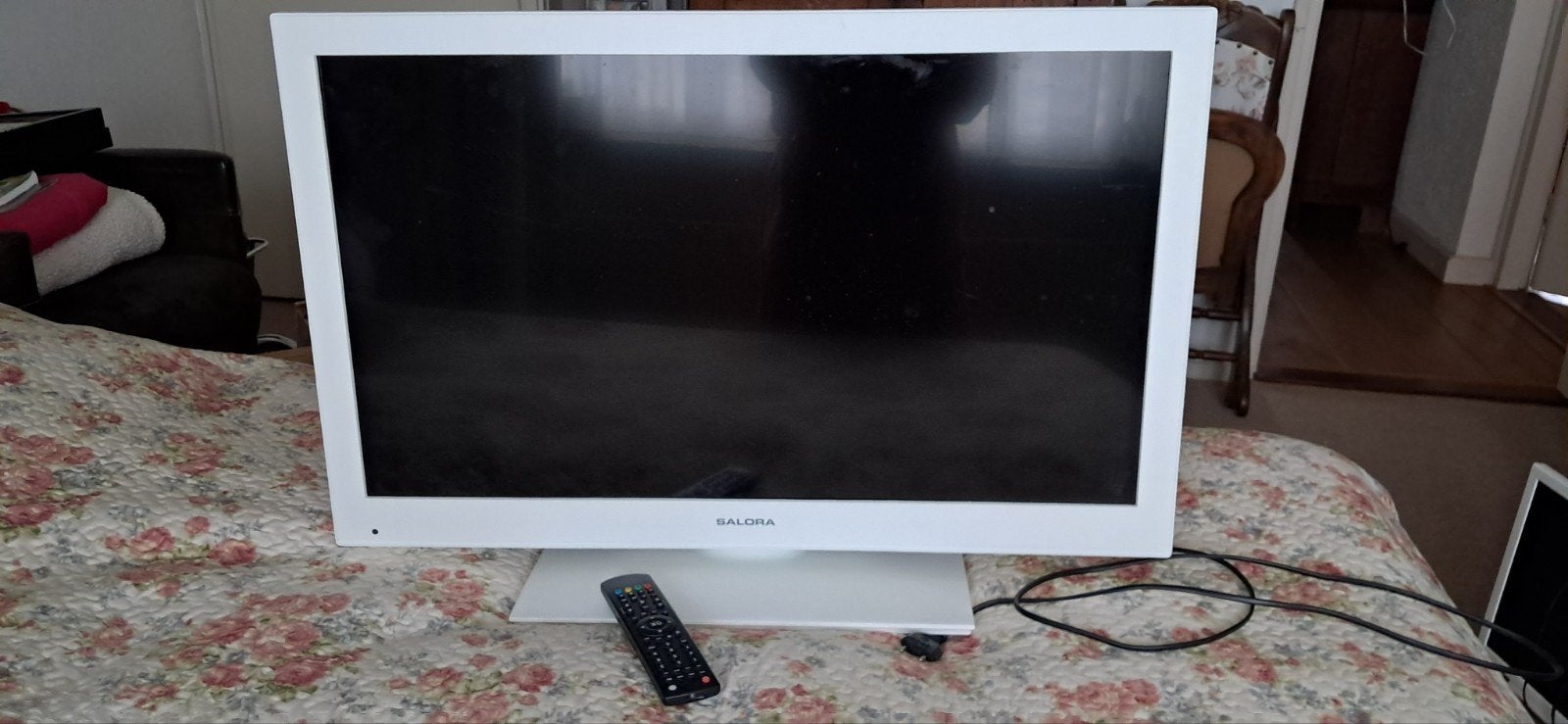 Salora 32 inch LED TV met ingebouwde DVD-speler, 50 Hz, 80 tot 100 cm, Ophalen, Overige merken
