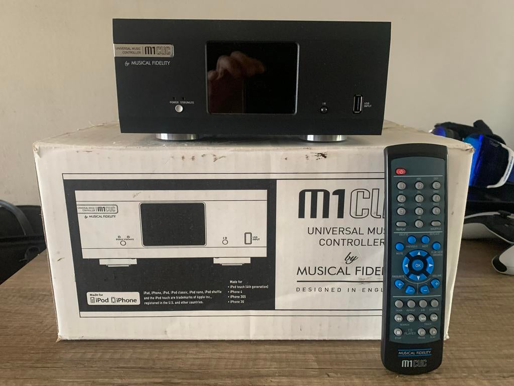 Musical Fidelity M1CLiC Universele Muziekcontroller, Ophalen, Zo goed als nieuw