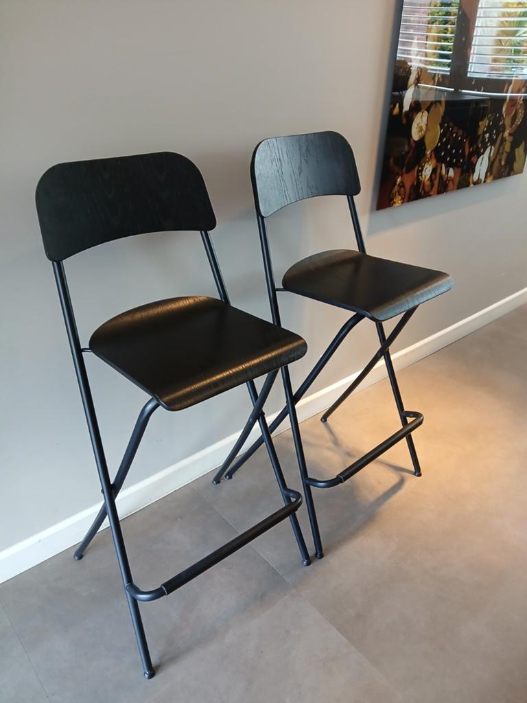 Barkrukken opklapbaar (model Franklin IKEA), Huis en Inrichting, Barkrukken, 2 krukken, Ophalen of Verzenden, Zo goed als nieuw