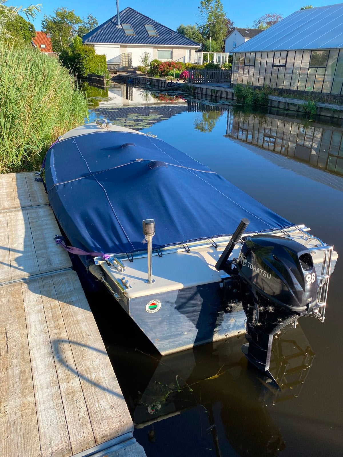 Stalen sloep met 9,8 pk Tohatsu buitenboordmotor, Staal, Tot 1.00 meter, 5 m, Ophalen