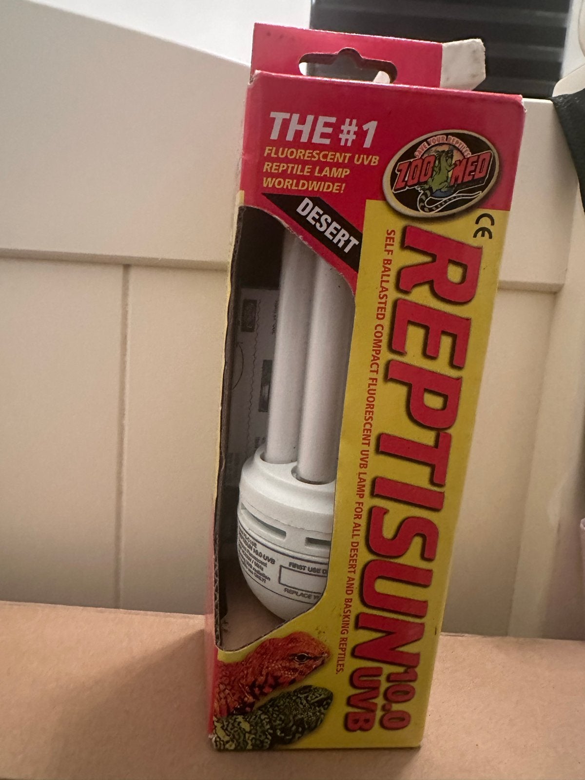 Zoo Med ReptiSun 10.0 UVB Lamp – Nieuw in verpakking, Dieren en Toebehoren, Reptielen en Amfibieën | Toebehoren, Verzenden, Nieuw