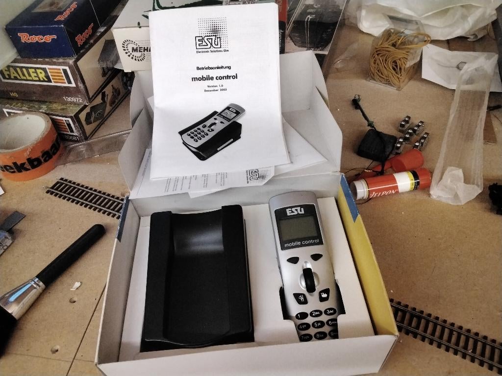 ESU mobile control, Hobby en Vrije tijd, Modeltreinen | H0, Overige merken, Transformator of Voeding, Gelijkstroom, Ophalen of Verzenden