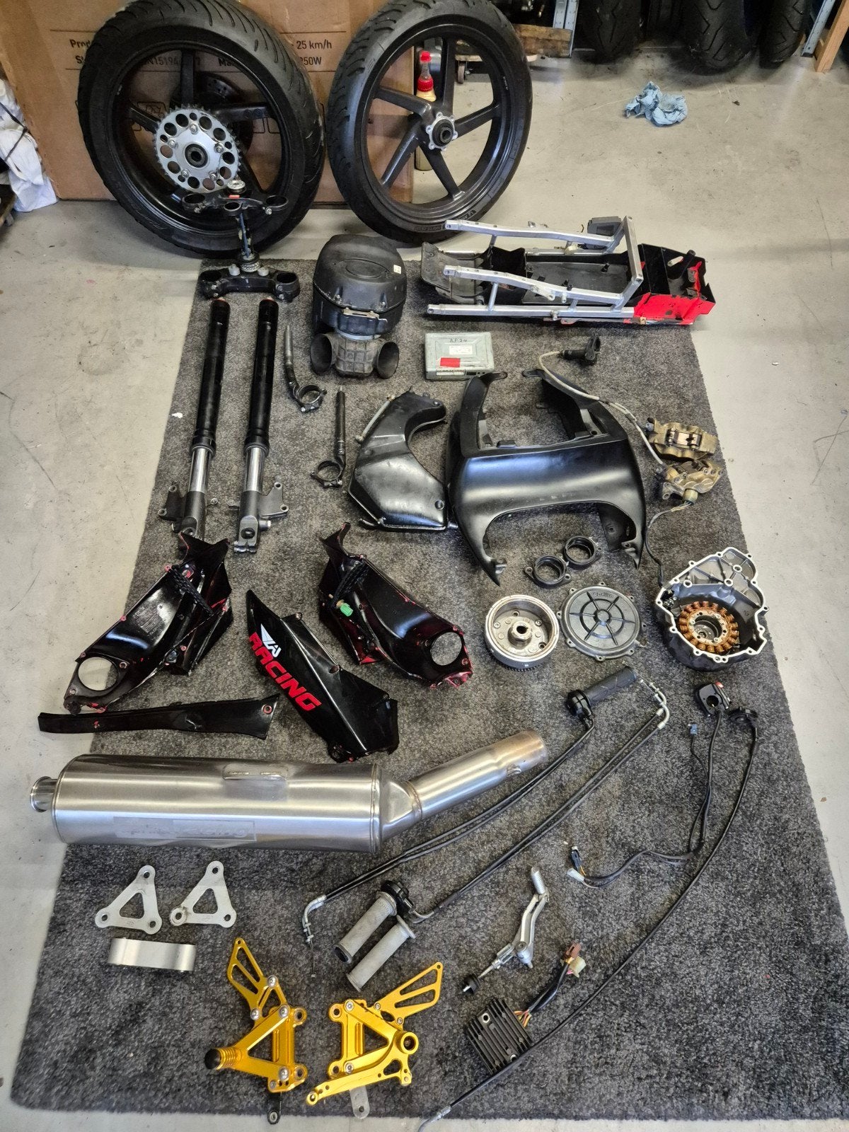 Aprilia RSV Mille / Tuono gen1 Onderdelen, Motoren, Gebruikt, Aprilia, Ophalen of Verzenden, Noale, Italy