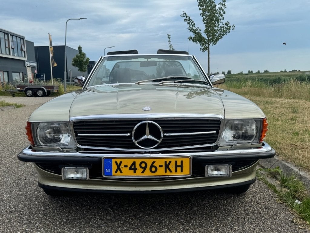 Mercedes Benz 300 SL 1986 R107 automaat, Automaat, Achterwielaandrijving, 1370 kg, Cabriolet