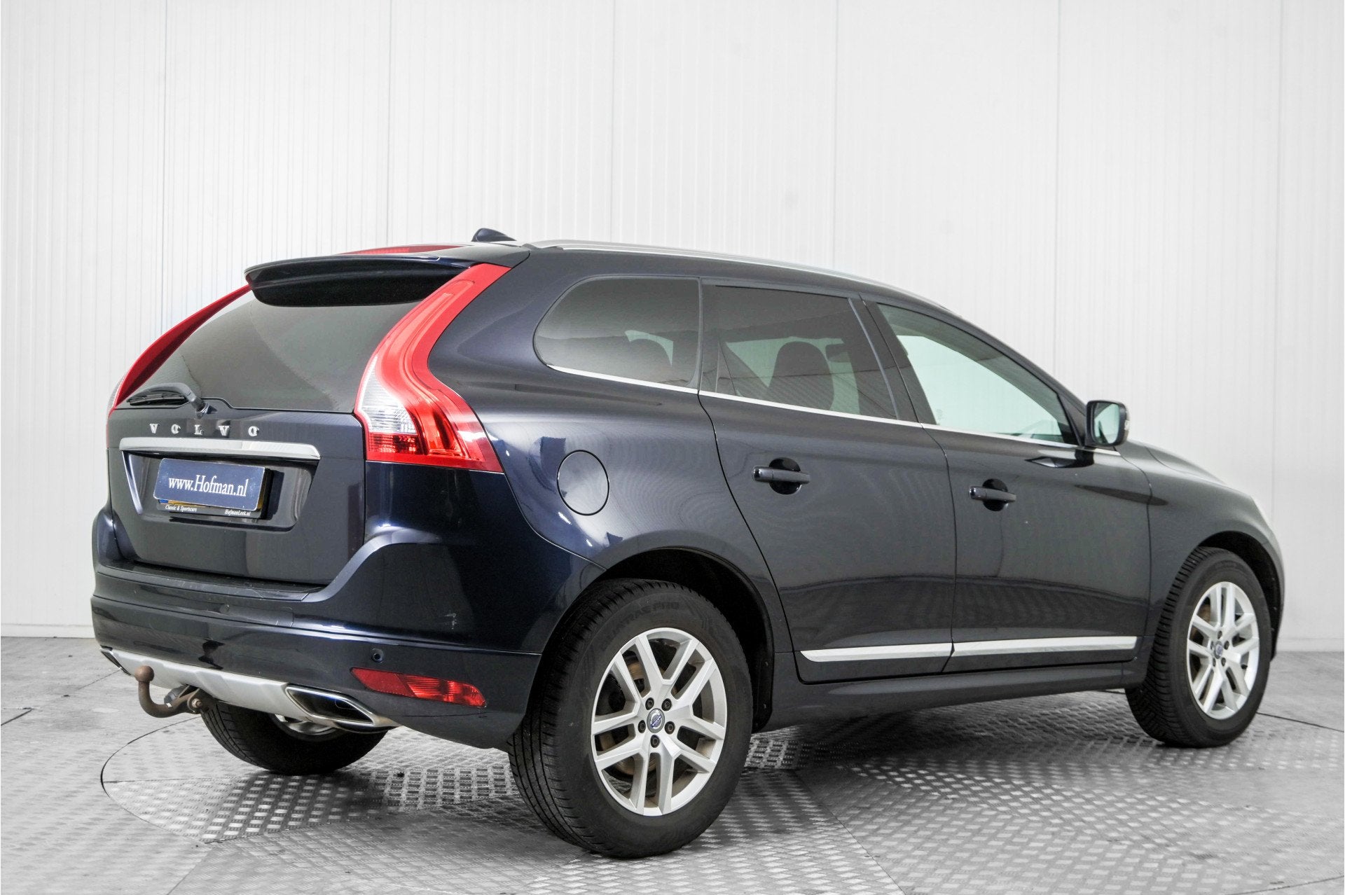 Volvo XC60 2.0 D3 handgeschakeld (bj 2017), Voorwielaandrijving, Euro 6, 4 cilinders, Blauw