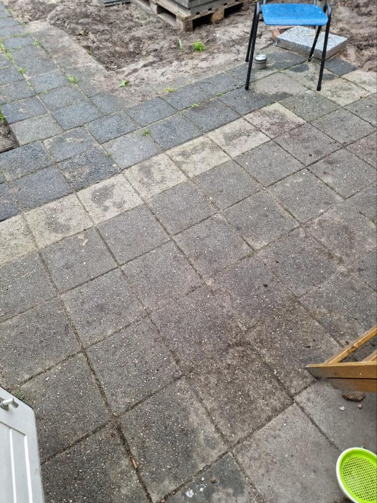 Gratis tegels op te halen, Gebruikt, Ophalen of Verzenden, 10 m² of meer, Beton