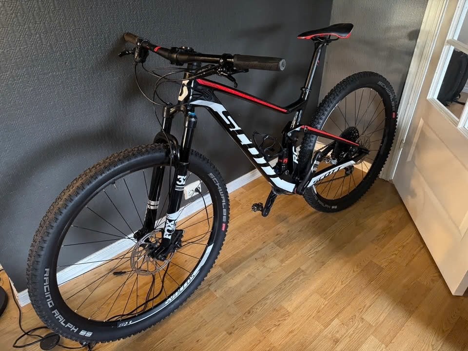 Scott Spark RC 900 Team, Fully, Ophalen, Trek