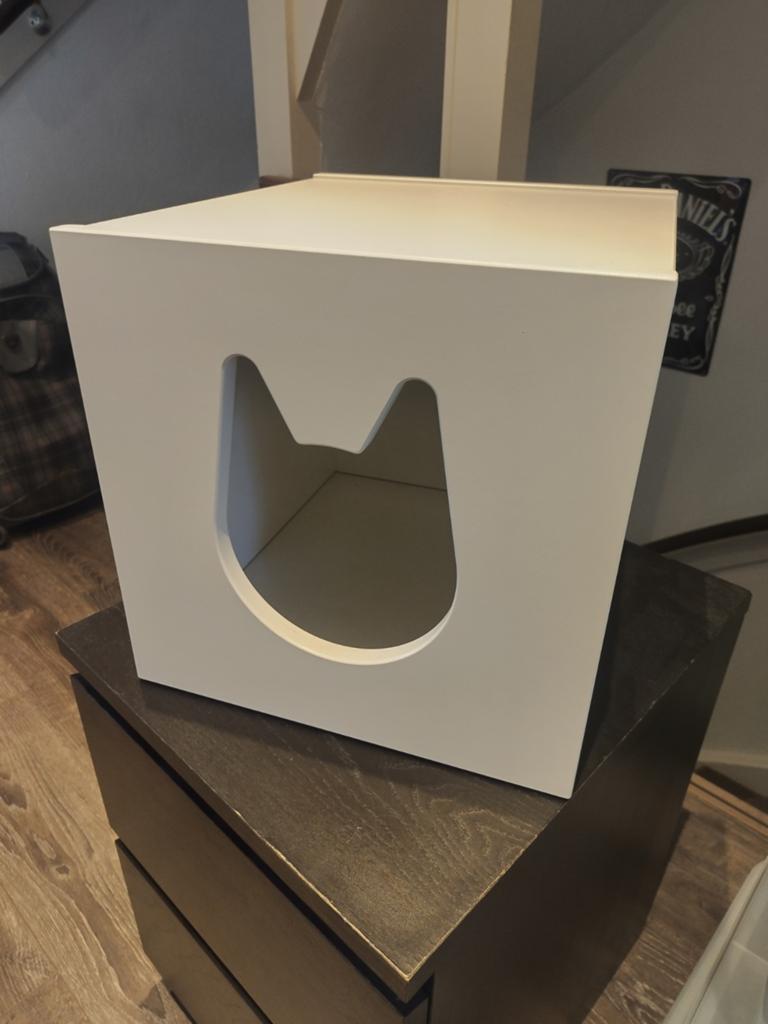 Ikea kattenhuis box voor in expedit kast, Ophalen