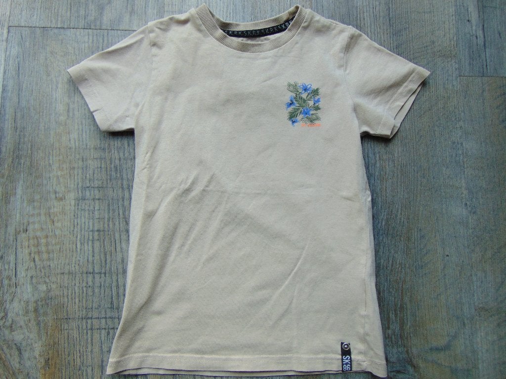 Skurk T-shirt beige maat 110 / 116 shirt korte mouwen, Skurk, Ophalen of Verzenden, Zo goed als nieuw, Shirt of Longsleeve
