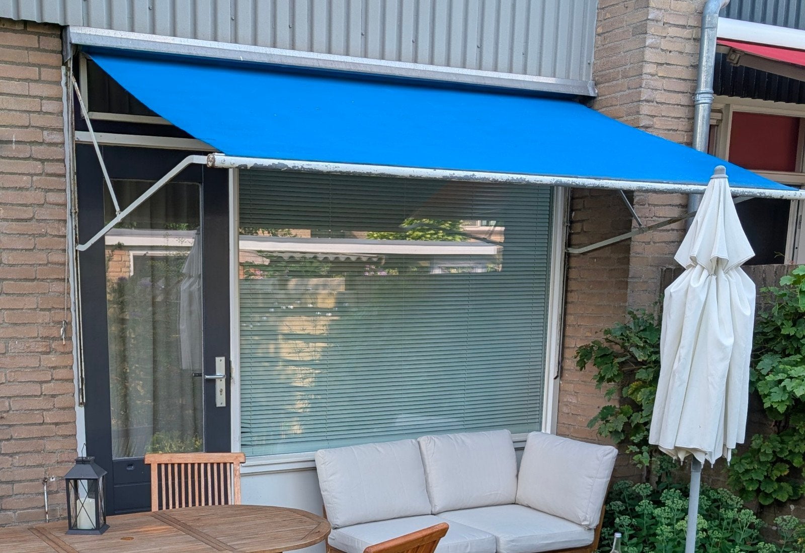 Blauw knikarmscherm - Zonnescherm 300 cm, Ophalen, Zo goed als nieuw, 150 tot 300 cm, 250 cm tot 450 cm
