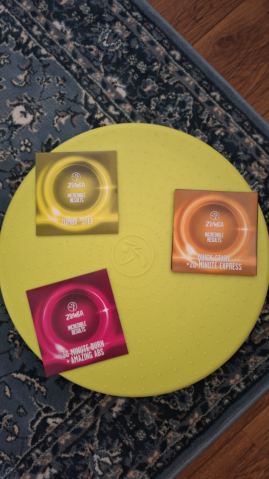 Zumba Incredible Results Balansbord met 3 DVD's, Ophalen of Verzenden, Zo goed als nieuw, Buik, Balansbord