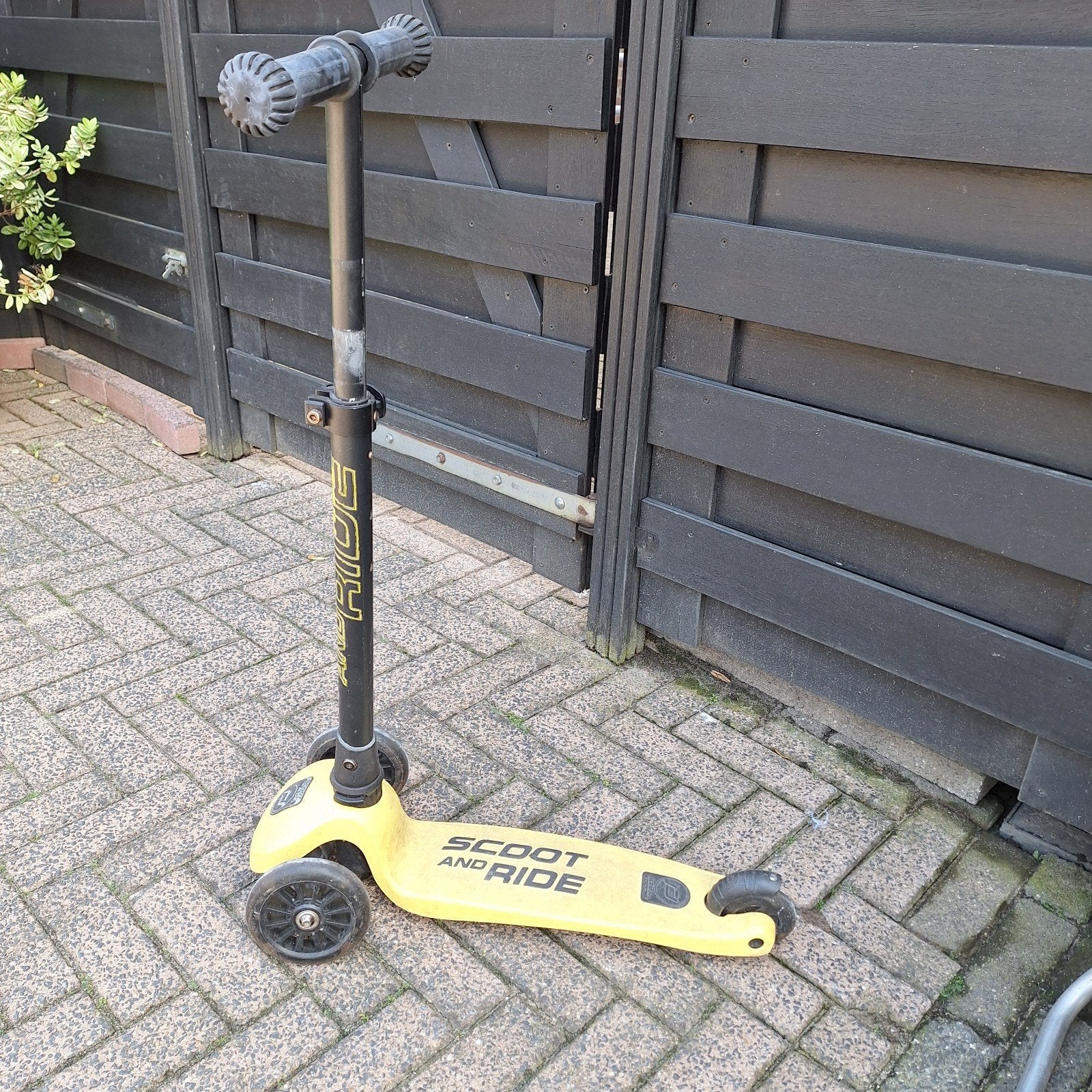 Scoot and Ride step - Geel, verstelbaar stuur, Ophalen, Gebruikt, Gewone step, Scoot and Ride