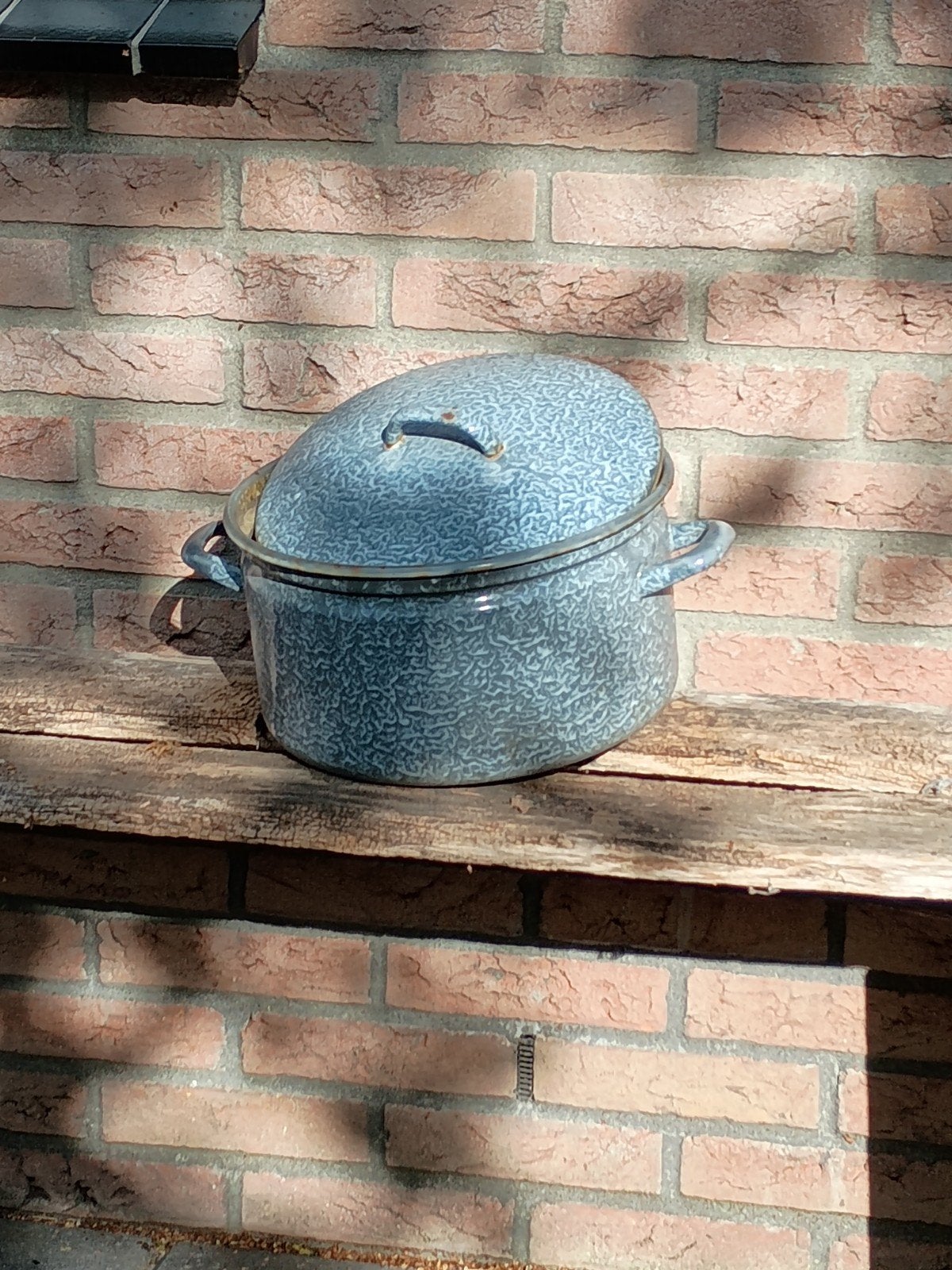 Vintage geëmailleerde pan met deksel - niet waterdicht, Antiek en Kunst, Ophalen