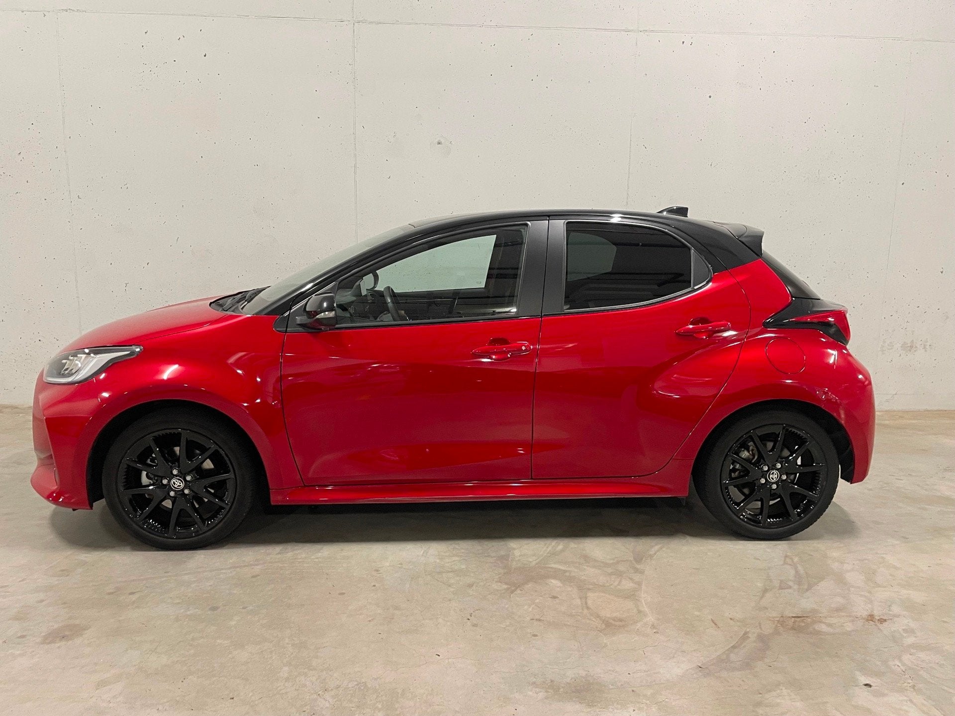 Toyota Yaris 1.5 Hybrid Executive 5drs Automaat Navi Camera, Auto's, Toyota, Bedrijf, Te koop, Yaris, ABS, Achteruitrijcamera