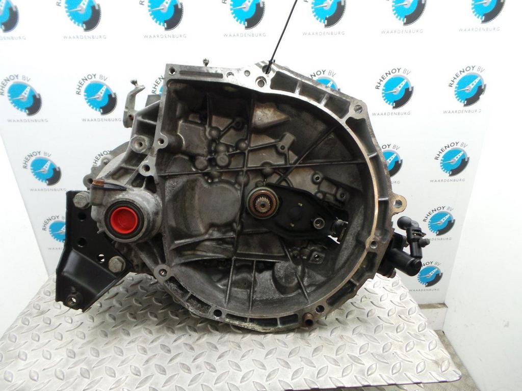 PEUGEOT 207 TRANSMISSIE / VERSNELLINGSBAK 2010, Auto-onderdelen, Ophalen of Verzenden, Gebruikt, Stiba lid