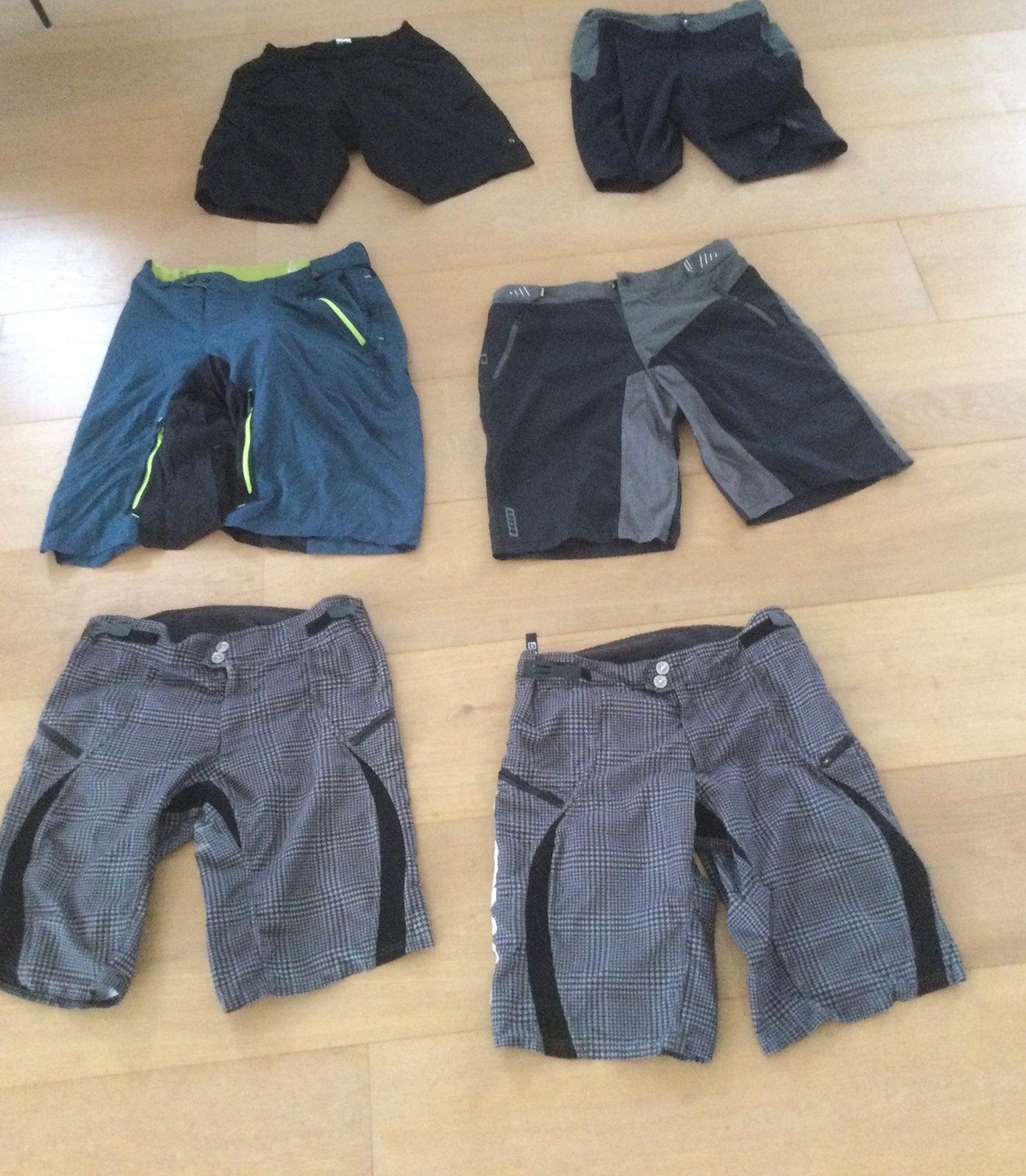 Fietsbroeken korte pijp (casual) 13 stuks, per stuk € 5,-, Fietsen en Brommers, Ophalen of Verzenden, Gebruikt, XL, Bovenkleding