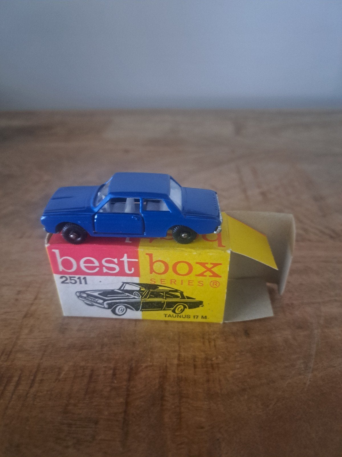 Best box model ford taunus 17m nr 2511, Best box, Auto, Holland, Ophalen of Verzenden