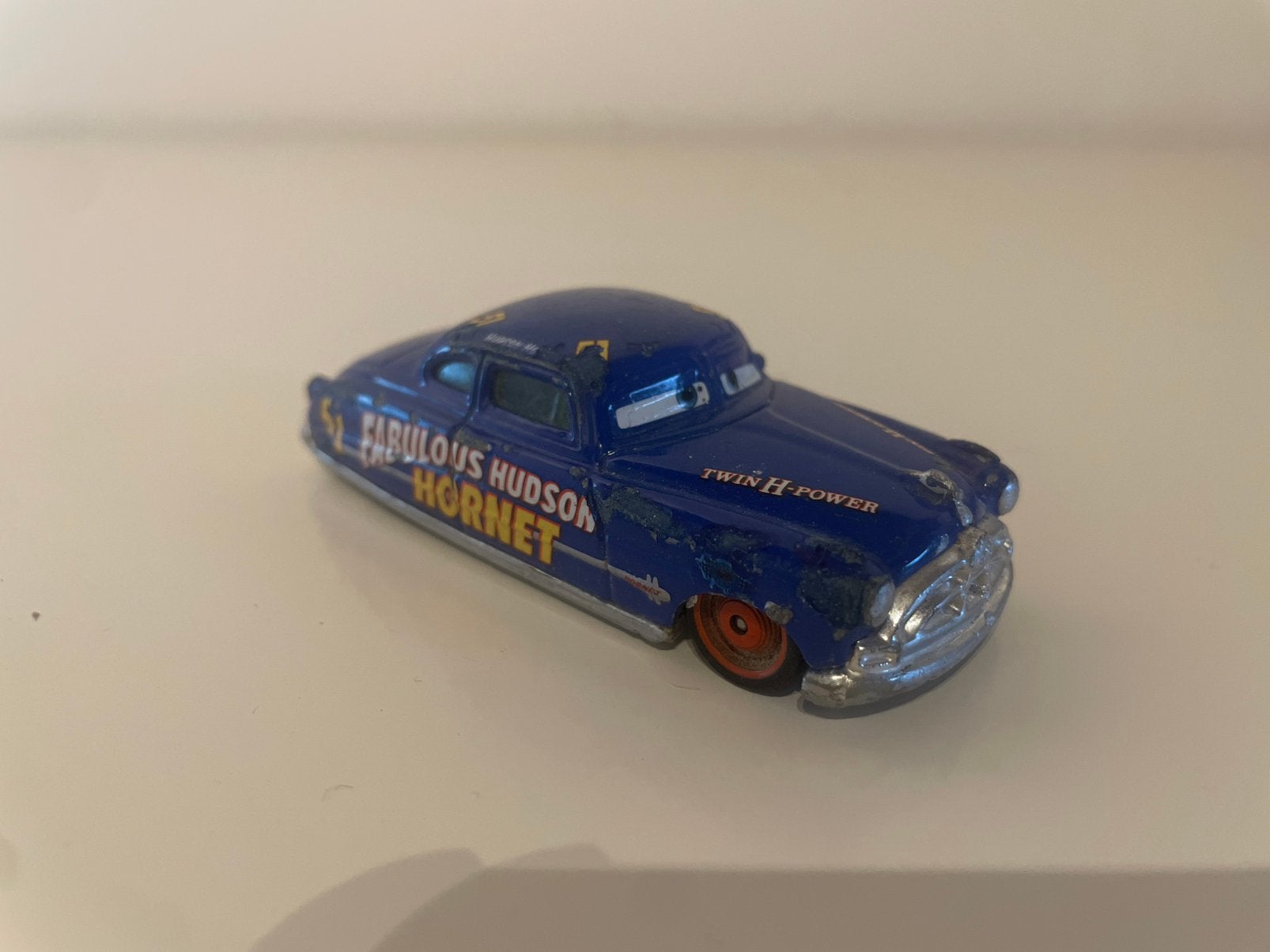 Disney Cars - Doc Hudson Fabulous Hudson Hornet, Ophalen of Verzenden, Gebruikt