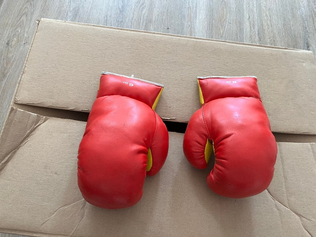 Vintage Bokshandschoenen vetersluiting kinderen 6 oz., Ophalen of Verzenden, Zo goed als nieuw, Bokshandschoenen