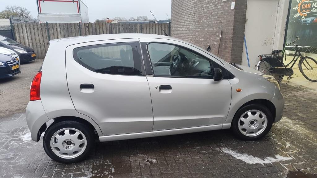 Suzuki Alto 1.0 2010 Grijs 130xxx NAP, Auto's, Suzuki, Voorwielaandrijving, 200 kg, 4 stoelen, Origineel Nederlands