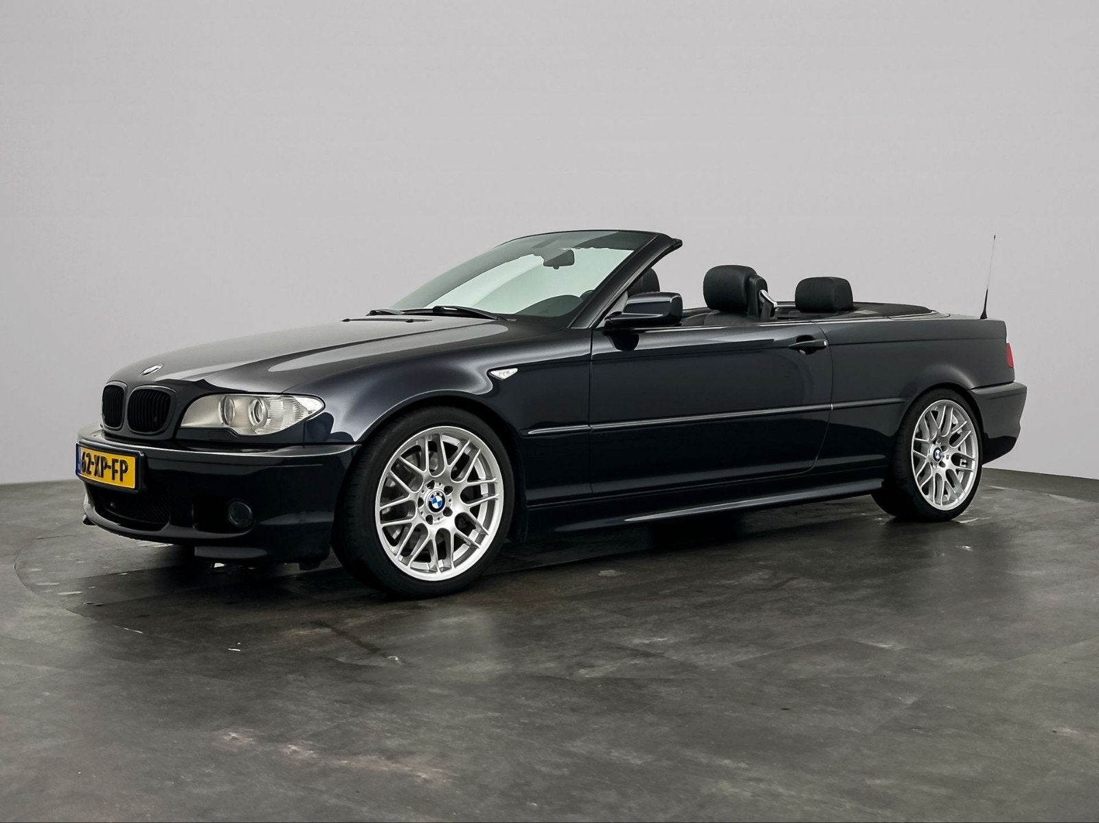 BMW 3-Serie 3.0 CI 330 Cabriolet AUT 2004 Zwart, Auto's, Automaat, 1595 kg, Cabriolet, 4 stoelen