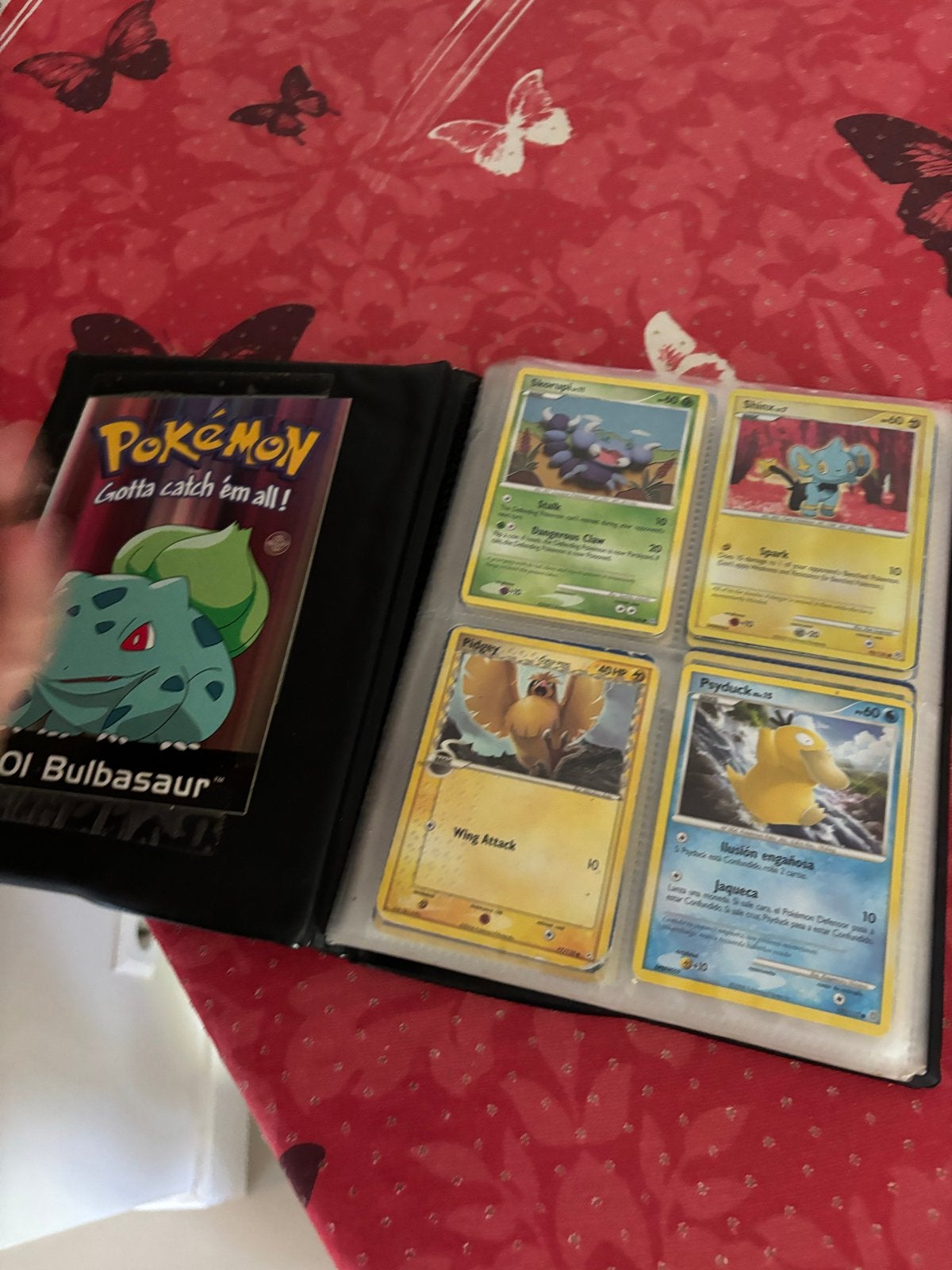 Grote Pokémon Kaart Verzameling in Map, Hobby en Vrije tijd, Verzamelkaartspellen | Pokémon, Ophalen, Gebruikt, Meerdere kaarten