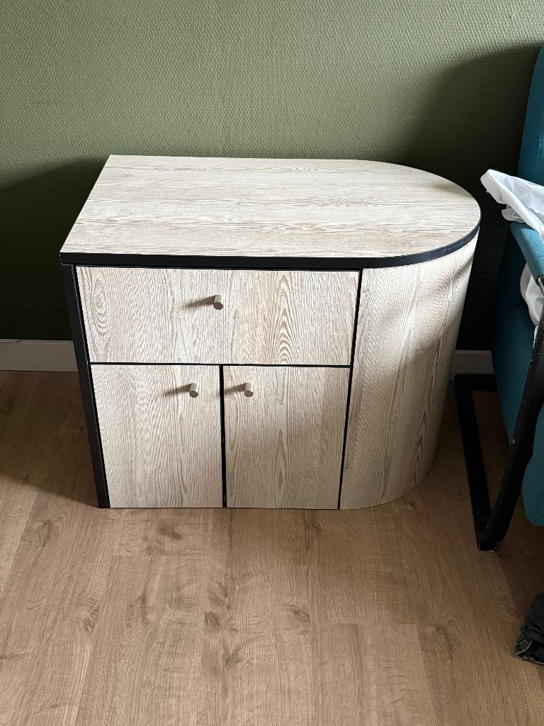 Te koop: Leuke halfronde lage kast. (Nieuw), Ophalen, Nieuw, Minder dan 150 cm, Minder dan 100 cm