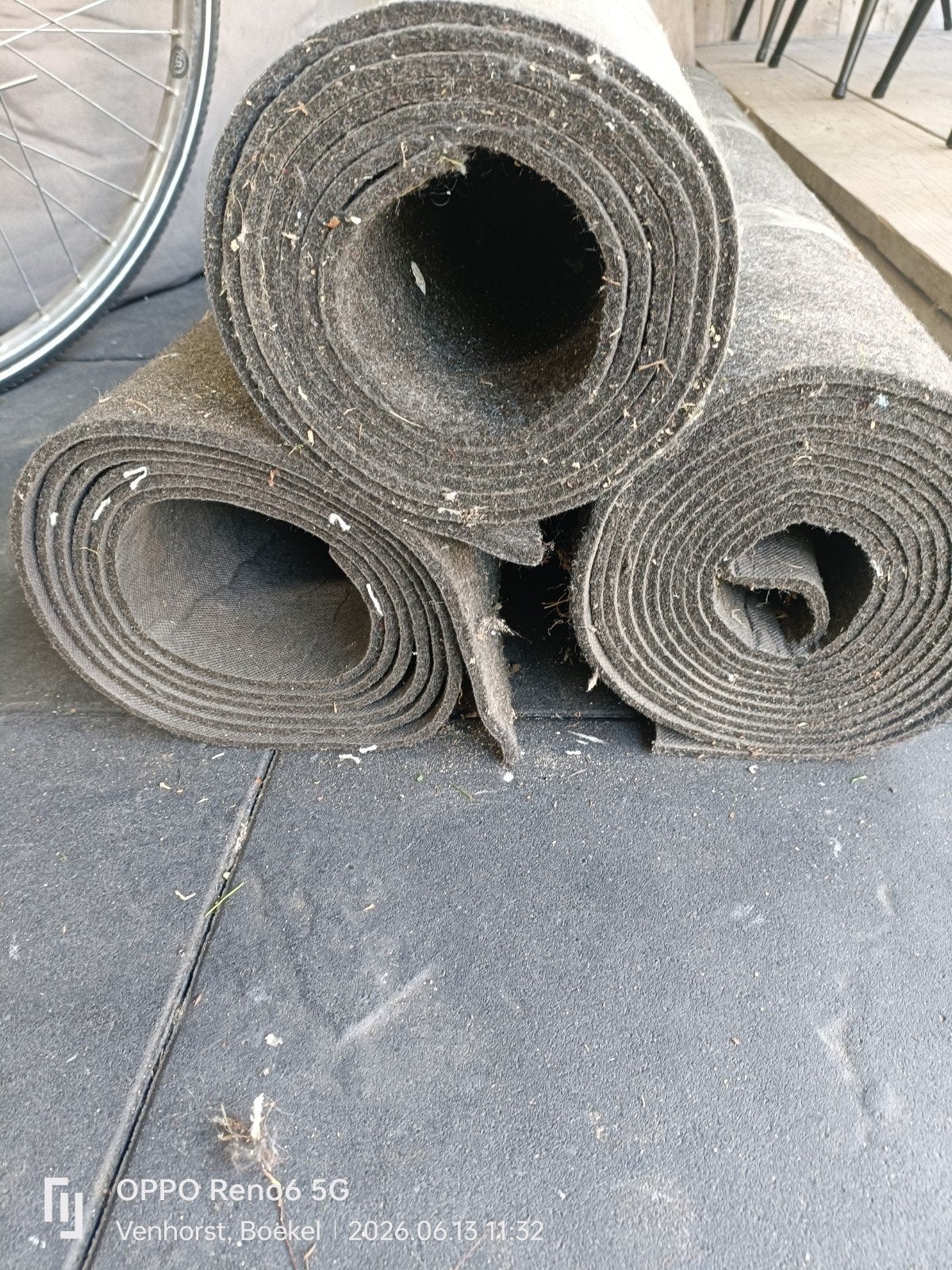 3 rollen nieuw ondertapijt voor trap of kamer, 100 tot 150 cm, Ophalen of Verzenden, Grijs, Rechthoekig