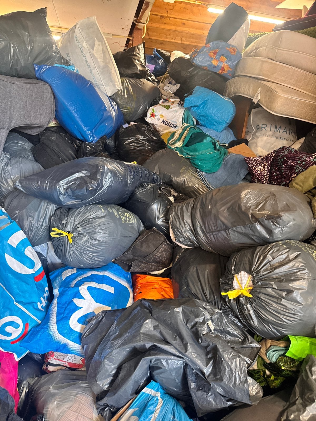 Extreem grote partij tweedehands kleding voor opkoper export, Ophalen of Verzenden