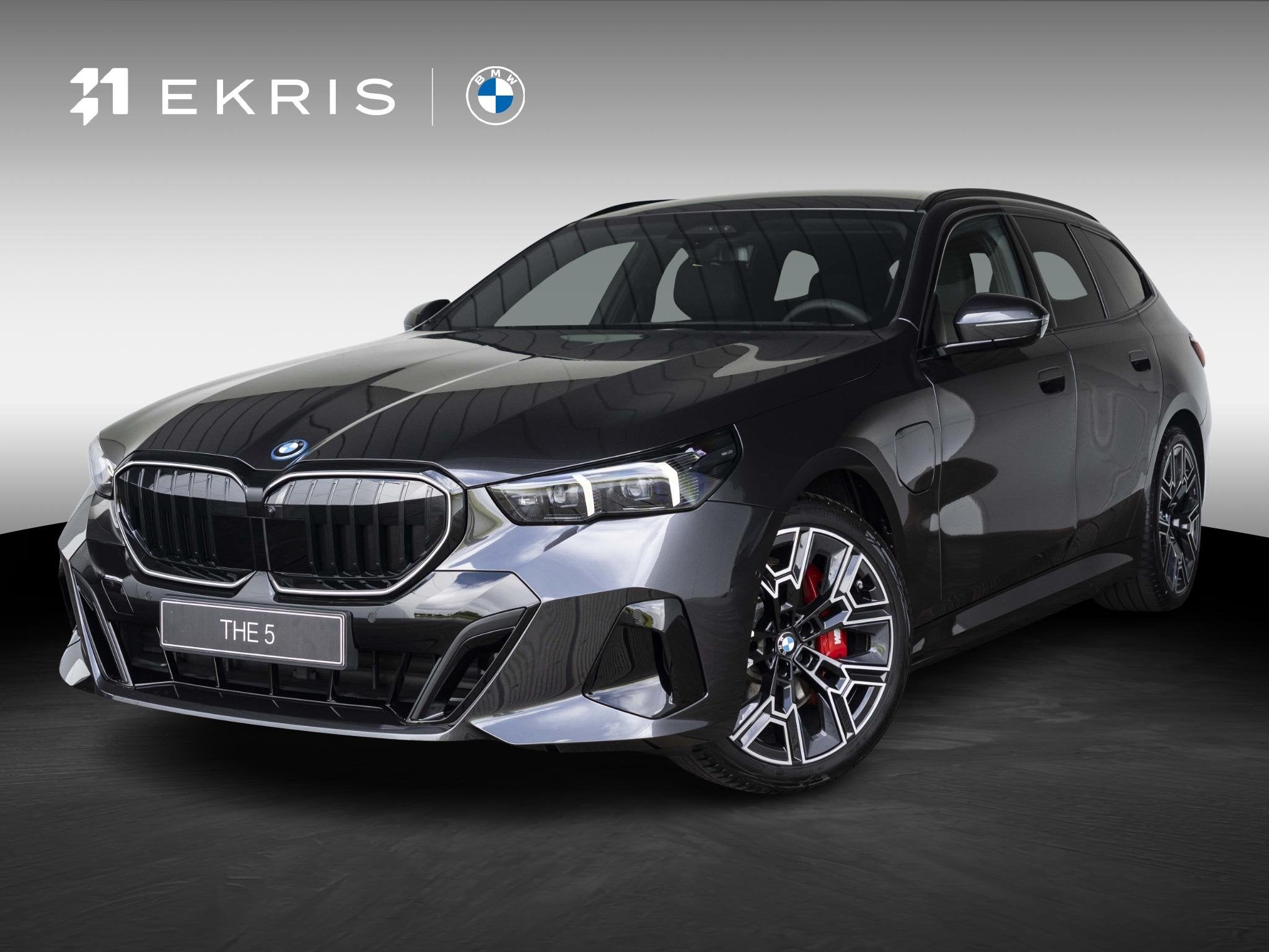 BMW 5 serie Touring 550e xDrive M Sportpakket Pro | Innovati, Auto's, Automaat, Stof, 135 min, Plug-in hybride