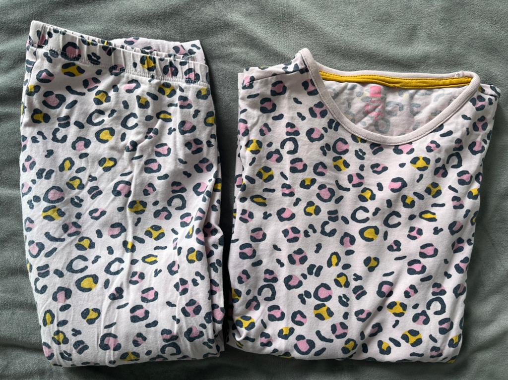 Pyjama set – roze luipaard – katoen – mt 146/152, Ophalen of Verzenden, Zo goed als nieuw, Meisje, Nacht- of Onderkleding