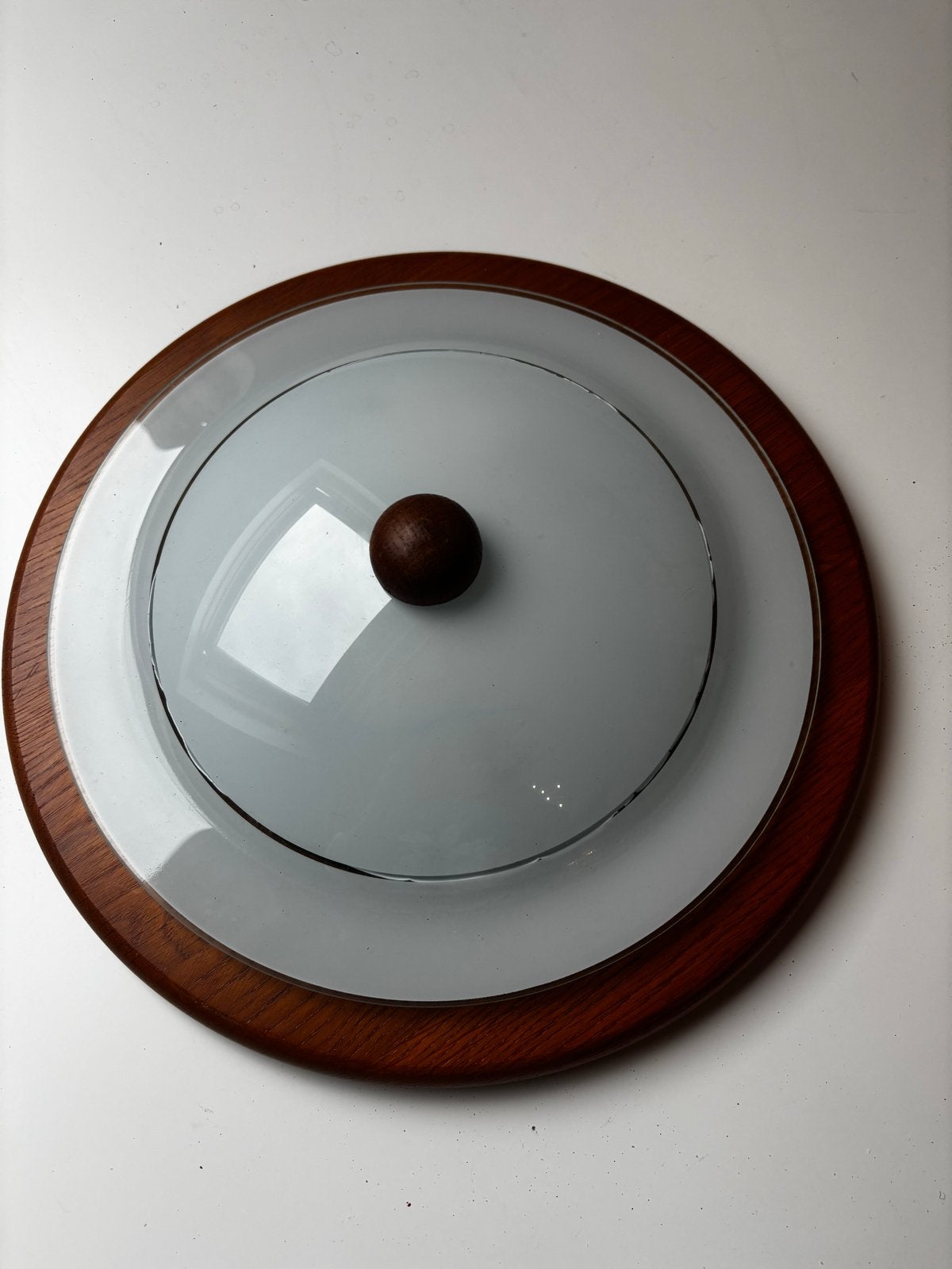 Vintage plafondlamp met houten rand en glazen kap, Overige merken, Gebruikt, Overige fittingen, Ophalen of Verzenden