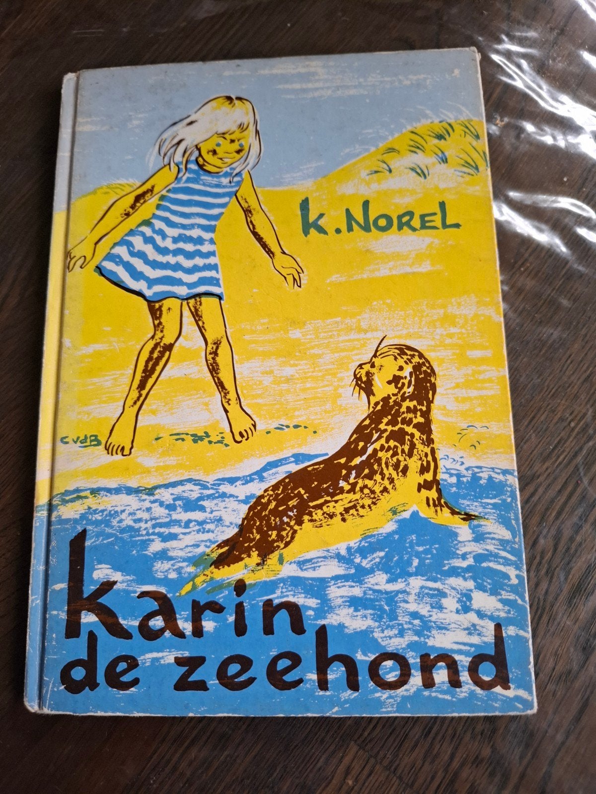 Karin de Zeehond - K. Norel (Kinderboek), Boeken, Ophalen of Verzenden, Gelezen, K. Norel, Fictie algemeen