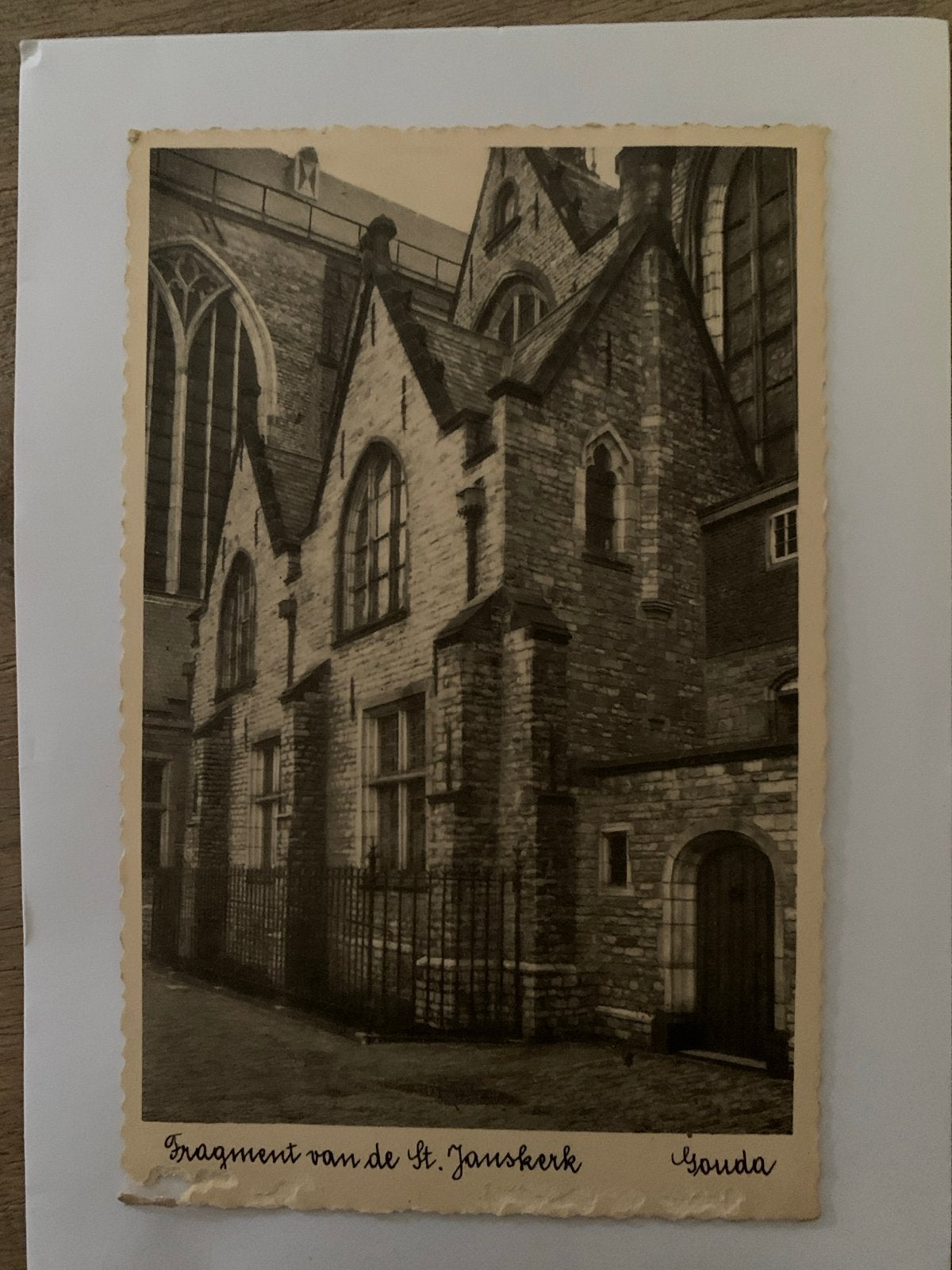Oude Ansichtkaart St. Janskerk Gouda, Ophalen of Verzenden, 1920 tot 1940, Ongelopen, Zuid-Holland