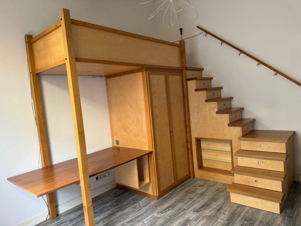 bed, kast, bureau + lades in trap door meubelmaker gemaakt, Ophalen, Gebruikt, Eenpersoons, Modern