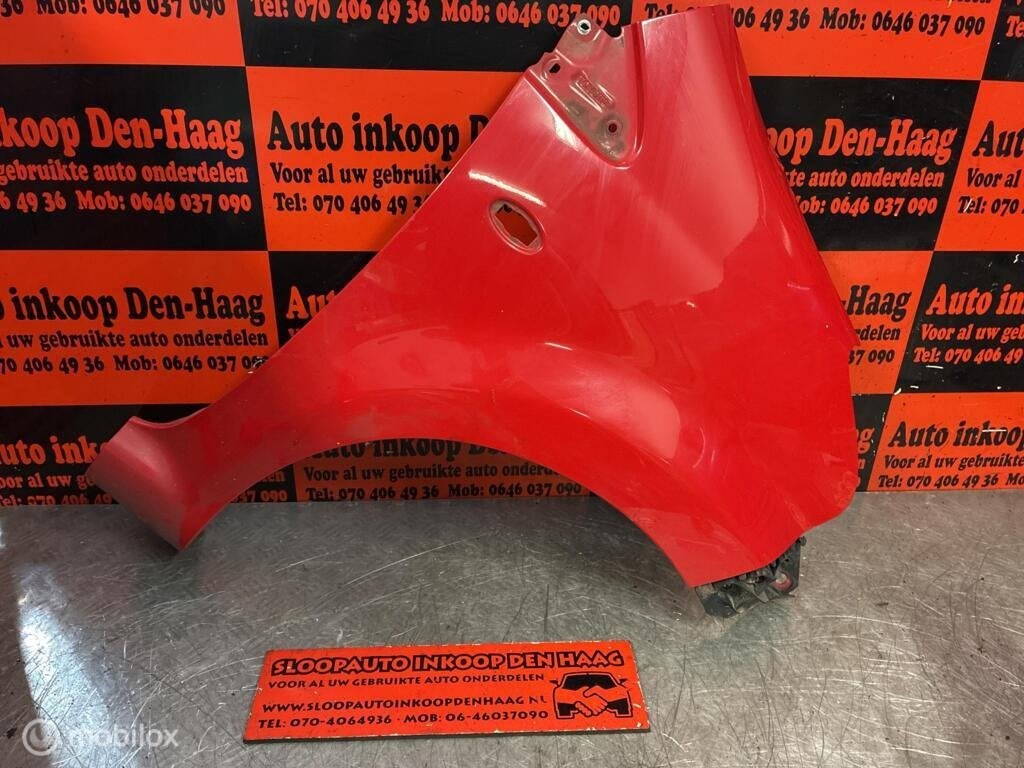 Toyota Aygo ('05-'14) Spatbord Scherm Rechts | ROOD |, Auto-onderdelen, Gebruikt, Toyota, Ophalen of Verzenden